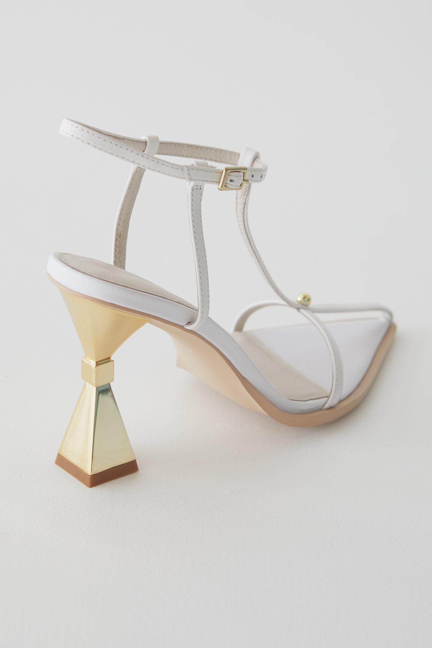 Bek | Made to Order
